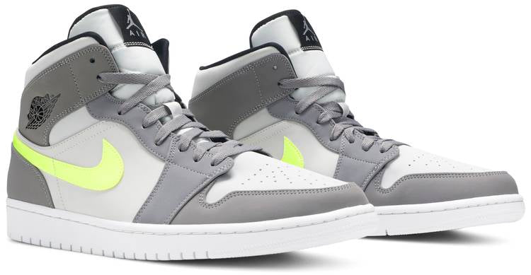 Air Jordan 1 Mid Gun Smoke Volt 554724-072  