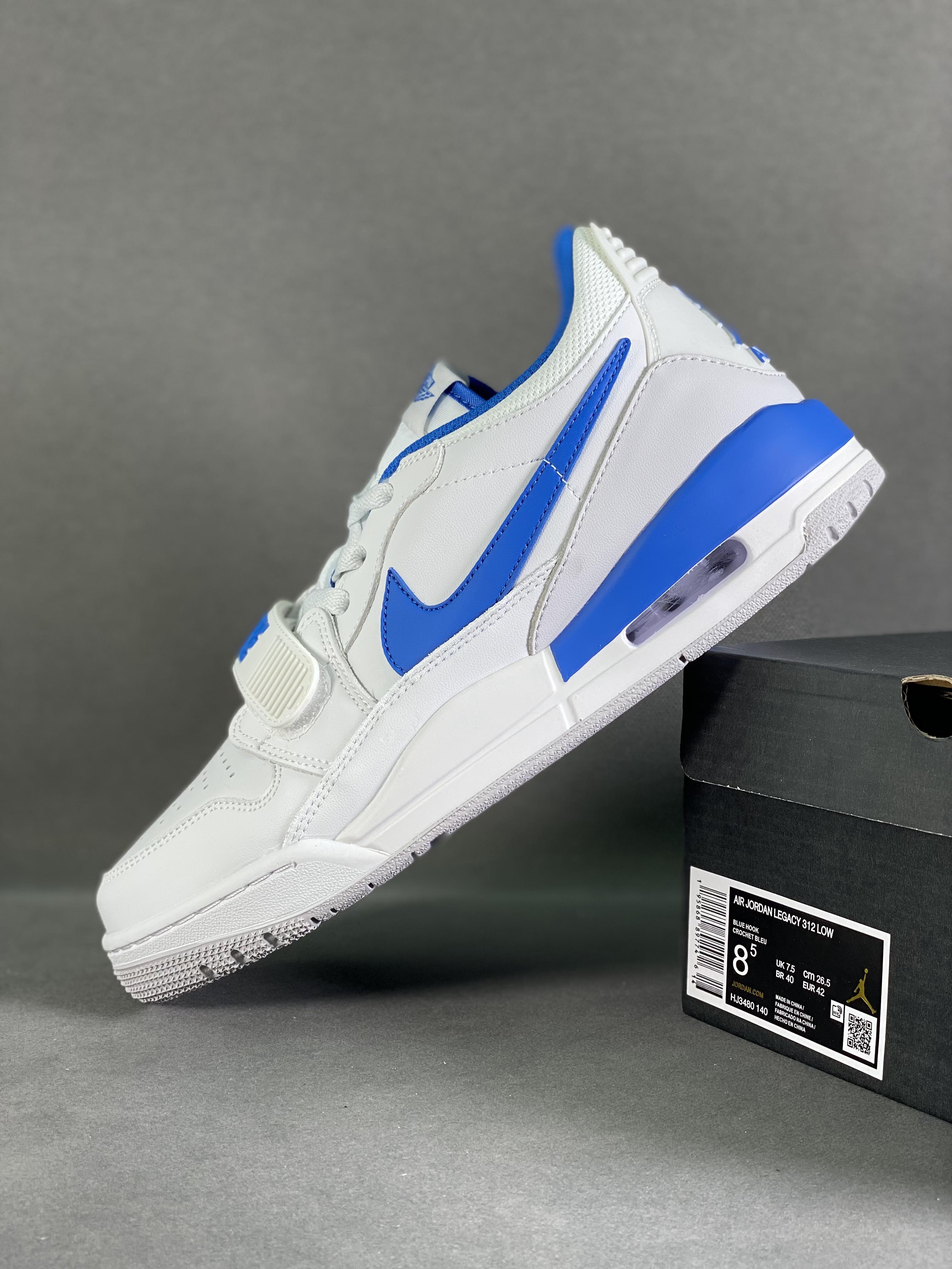 Air Jordan Legacy 312 Item: HJ3480 140 Size: 36-46 (with half size) It has a staggered design. Its name shows the shoe elements it contains. 312 corresponds to Ai9 respectively.