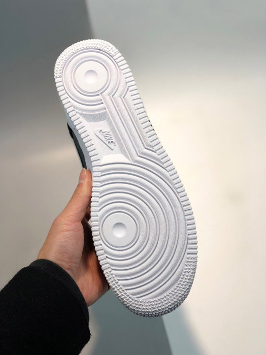 Nike Air Force 1 07 LV8 Grey White