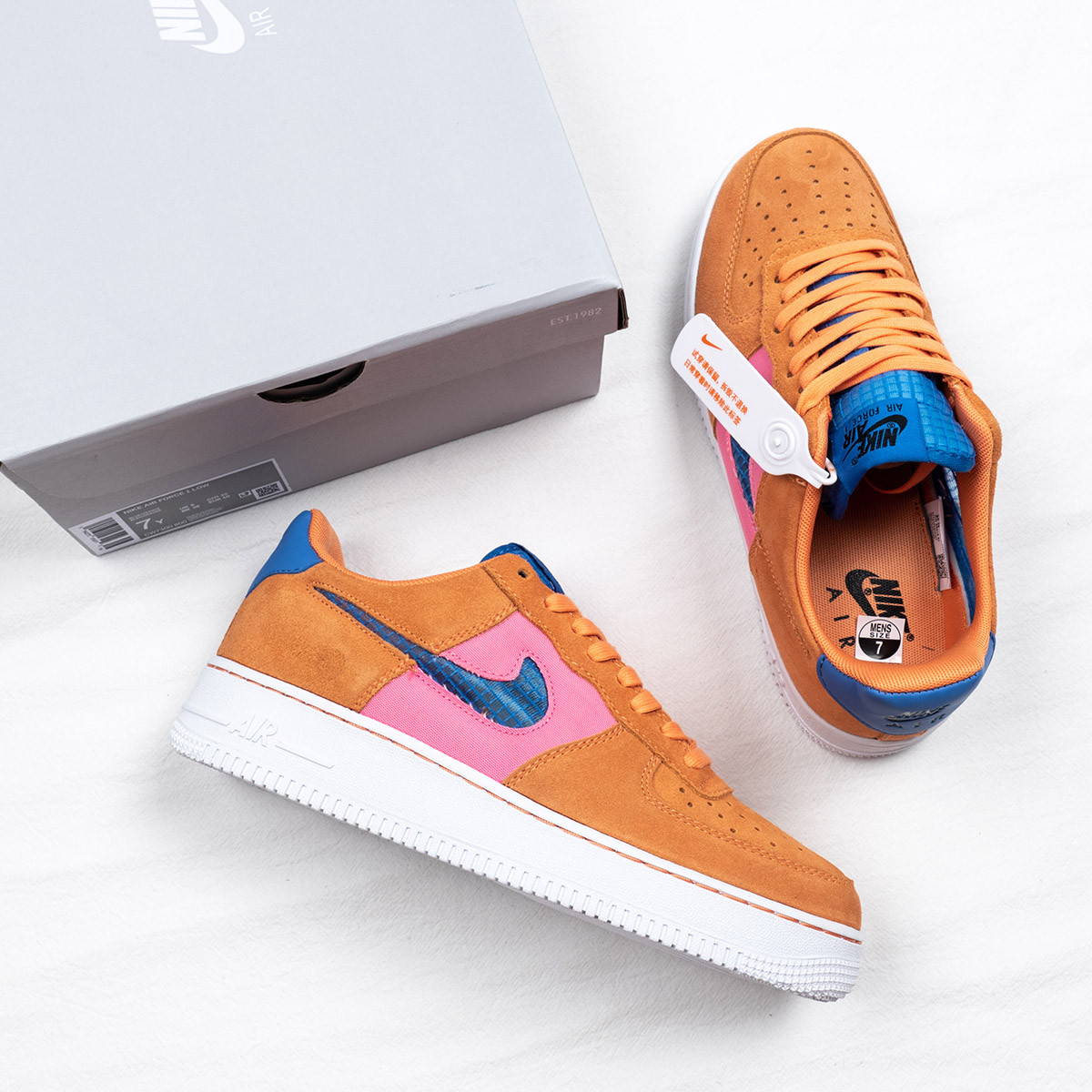 Nike Air Force 1  07 LV8 Orange Trance CW7300-800