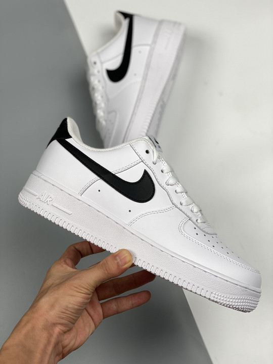 Nike Air Force 1 07 White Black