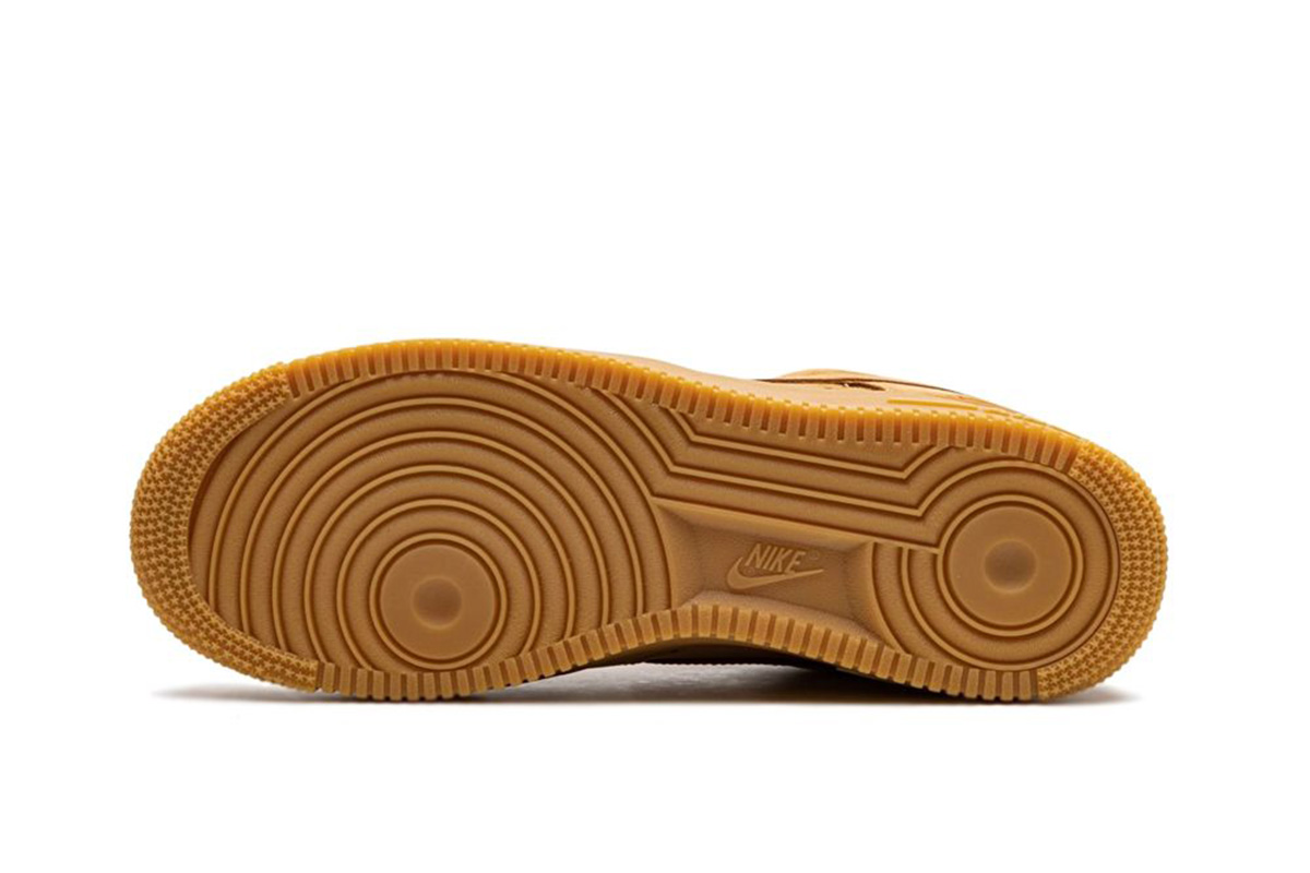 Supreme x Nike Air Force 1 Low SP 'Wheat'